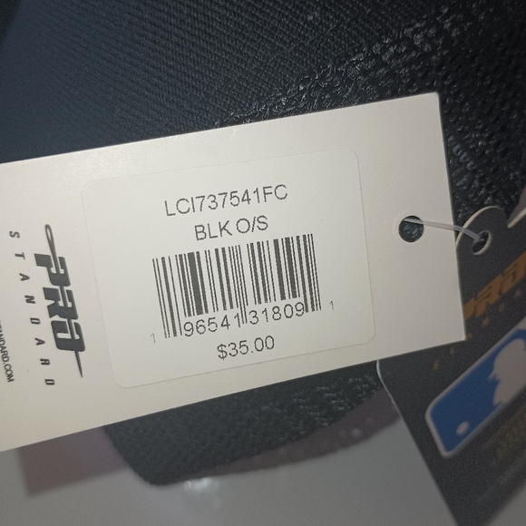 Cleveland Browns bucket hat and Guardians Black snapback baseball cap, new. - Picture 13 of 15